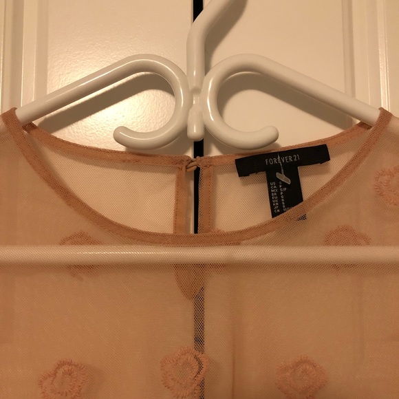 F21 Sheer Floral Embroidered Top 🌸 - Picture 2 of 6